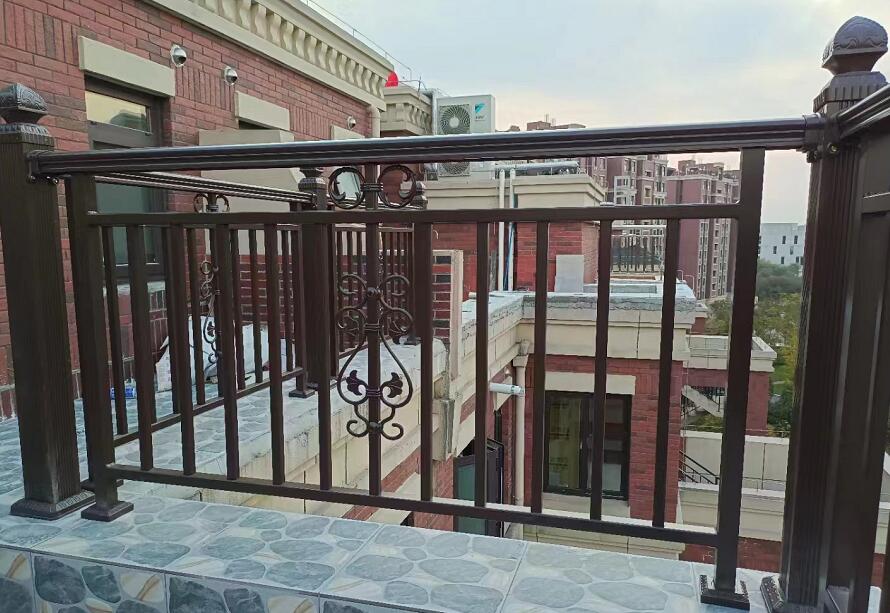 宣城鋁藝護(hù)欄