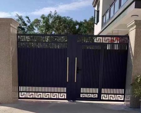 鄉(xiāng)村別墅圍墻大門